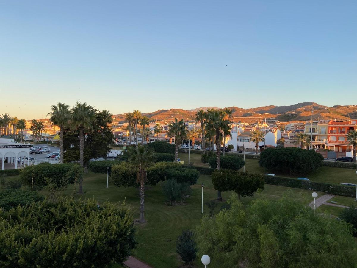 Playa Laguna, Laguna Beach, Torrox Costa Экстерьер фото